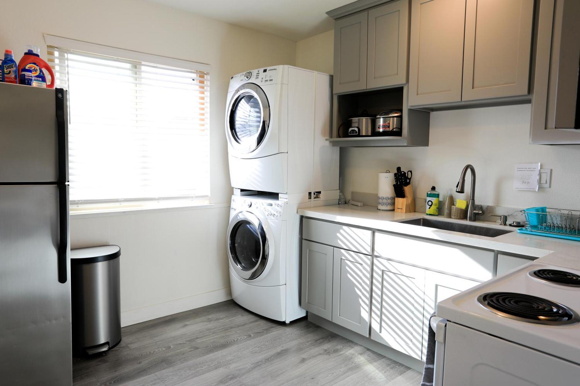 2Br Apt With Brand New Super Quite Ac, Washer, Dryer, Free Ev Station, Free Parking In Cupertino Sunnyvale Eksteriør billede